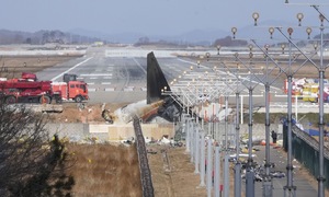 Pilot error suspected in fatal Jeju Air crash