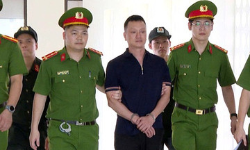 Giang hồ Vi 'Ngộ' chi tiền chạy án cho kẻ giết bạn tù
