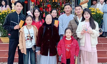 Vợ chồng nuôi giấc mơ cho 6 con vào đại học