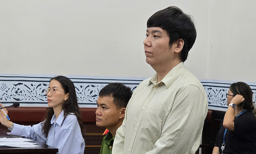 Thua bạc, người đàn ông Hàn Quốc trộm 100.000 USD của bạn
