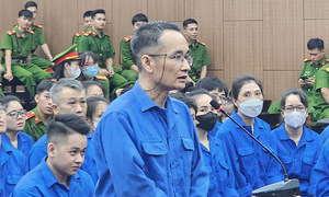 Giám đốc 'tập đoàn đòi nợ' khai không biết nhân viên hành xử giang hồ