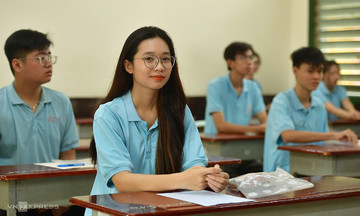 Bộ Giáo dục: 28,75 điểm tổ hợp A00 bằng 27,5 điểm A00