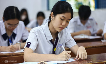 Điểm sàn Đại học Mở TP HCM giảm đến 6 điểm