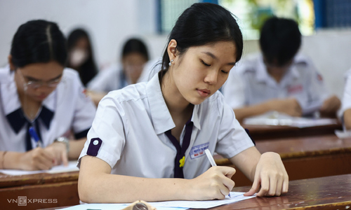 Điểm sàn Đại học Mở TP HCM giảm đến 6 điểm