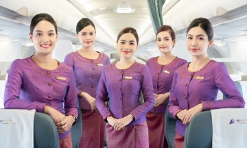 Hãng bay Campuchia bác cáo buộc 'sao chép' đồng phục tiếp viên Thái Lan