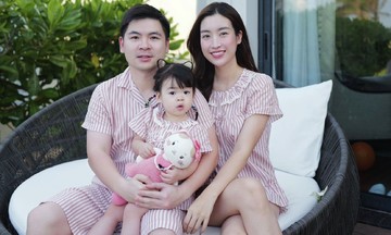 Đỗ Mỹ Linh cùng chồng 'nắm tay đi muôn nơi'