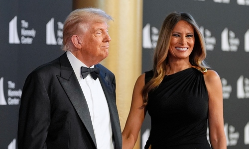 Nghị sĩ Cộng hòa đề nghị đặt tên nhà hát theo tên bà Melania Trump