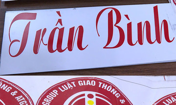 Bán logo dán xe để 'bao luật' không bị CSGT phạt
