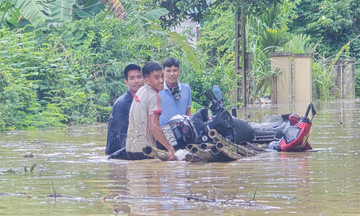 Ngập lụt lan rộng ở Nghệ An