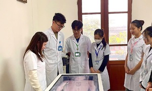 Thai Nguyen University of Medicine and Pharmacy sets medical program floor score at 22.5
