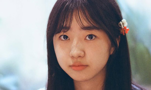 Cô gái 18 tuổi đóng chính phim của Thư Kỳ