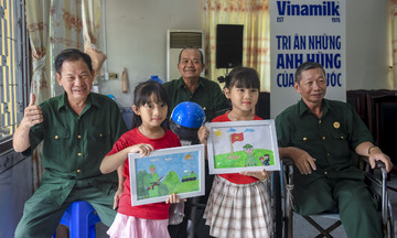 Vinamilk phát động con của nhân viên vẽ tranh tặng cựu chiến binh