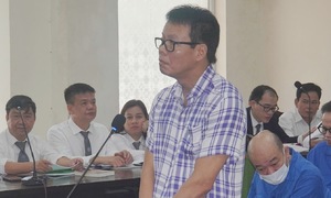 Former editor-in-chief Dong Xuan Thu faces over 13 years in prison