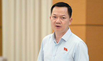 'Coi người nghiện là tội phạm để ngăn chặn từ gốc'