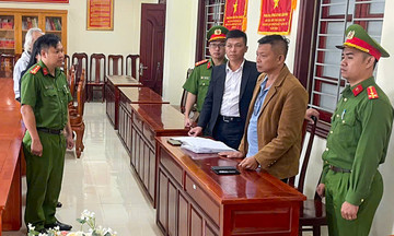 Giám đốc Công ty tơ tằm Nam Ban bị bắt