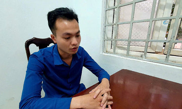 Dụ dỗ phụ nữ gọi video khỏa thân để 'làm phép'