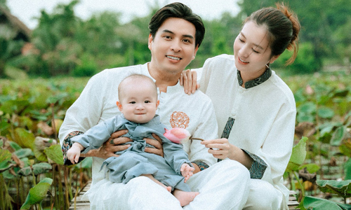 Cuộc sống làm bố 'bỉm sữa' của Hồ Quang Hiếu