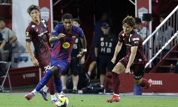Rashford góp công vào bàn thắng của Barca
