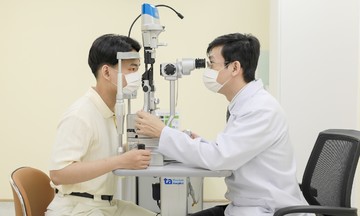 Bị viễn thị có cần đeo kính thường xuyên không?