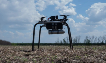 Ukraine sắp nhận hơn 30.000 kit AI cho drone