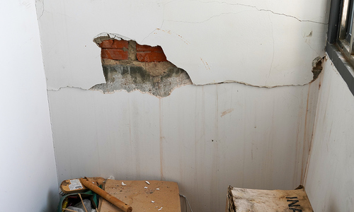 Cracks reappear in Vung Tau high-rise