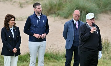 Ông Trump khánh thành sân golf mới ở Scotland
