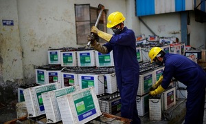 How are electric vehicle batteries recycled?