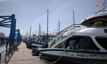 Khách vẫn né vịnh Hạ Long sau vụ lật tàu Vịnh Xanh
