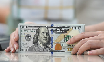 Giá USD ngân hàng lập đỉnh mới