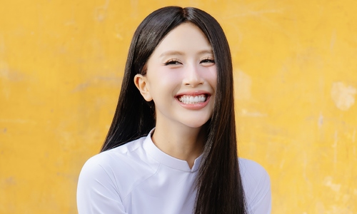 Tạo hình nữ sinh của dàn sao 'Em xinh say hi'