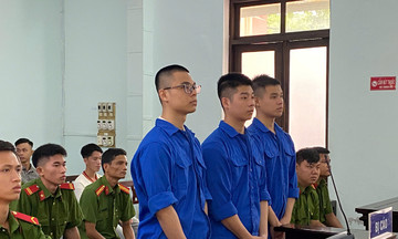Kéo anh em ruột vào tù từ 'viên kẹo ma túy' dùng chung ở quán bar
