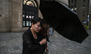 Shanghai evacuates nearly 283,000 ahead of typhoon
