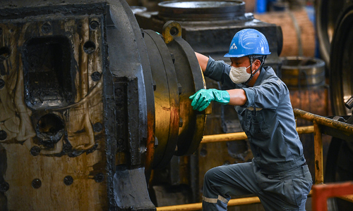 Vietnamese businesses show improved confidence