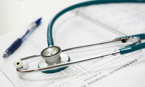 Woman critically ill after using sugar water to treat diabetes