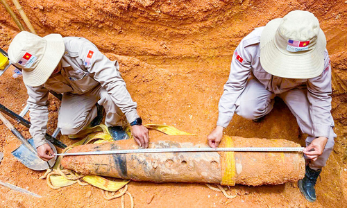 Unexploded ordnance discovered during construction at Dong Hoi Airport's Terminal 2