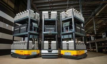 Bên trong trung tâm logistics của Sephora tại Anh