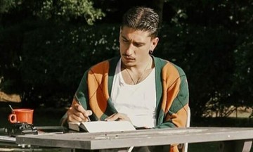 Hậu vệ Héctor Bellerín: 'Văn chương thay đổi cuộc đời tôi'