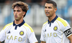 Ronaldo lỡ cơ hội vì tranh sút với Felix