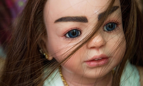 Luk Thep dolls: seeking fortune in Thailand