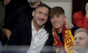Sons of football legends who couldn't fill their fathers' boots