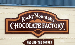 American chocolate company offers free shipping to increase order frequency