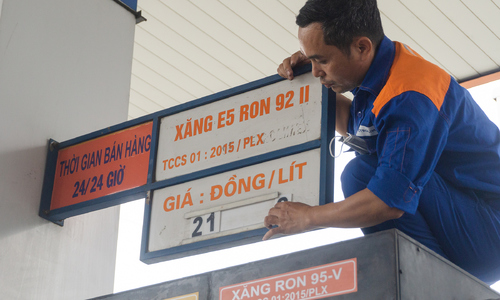 Can E10 biofuel avoid the fate of E5?