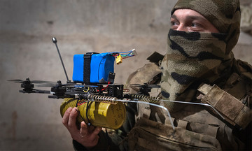 Thành viên băng đảng Mexico nghi tham chiến ở Ukraine để học lái drone