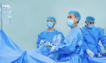Sỏi niệu quản khiến thận nhiễm trùng, ứ nước