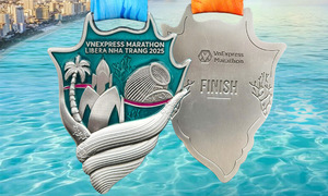 VnExpress Marathon Libera Nha Trang 2025 medals mimic seashells