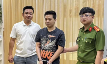 Người Trung Quốc trốn truy nã đỏ của Interpol bị bắt tại Nha Trang