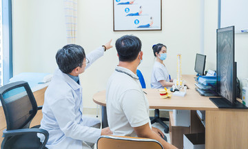Bị thoát vị đĩa đệm lưng có nên tập thể dục?