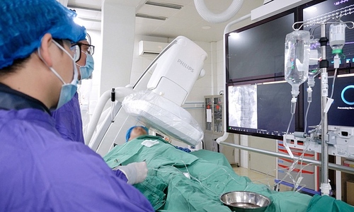 Nhồi máu cơ tim suýt chết sau hai giờ đau ngực