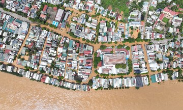 Miền Bắc giữa tuần mưa, cuối tuần nắng nóng
