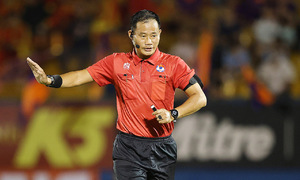 Trọng tài phải cấp cứu khi kiểm tra thể lực trước V-League